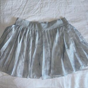 White pattern athletic skort